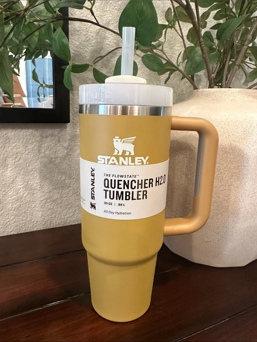 Stanley Quencher H2.0 Tumbler - Mustard - Picture 1 of 8